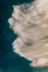 White cloud during day