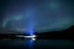 Last beam in the night, trying to catch the polar light